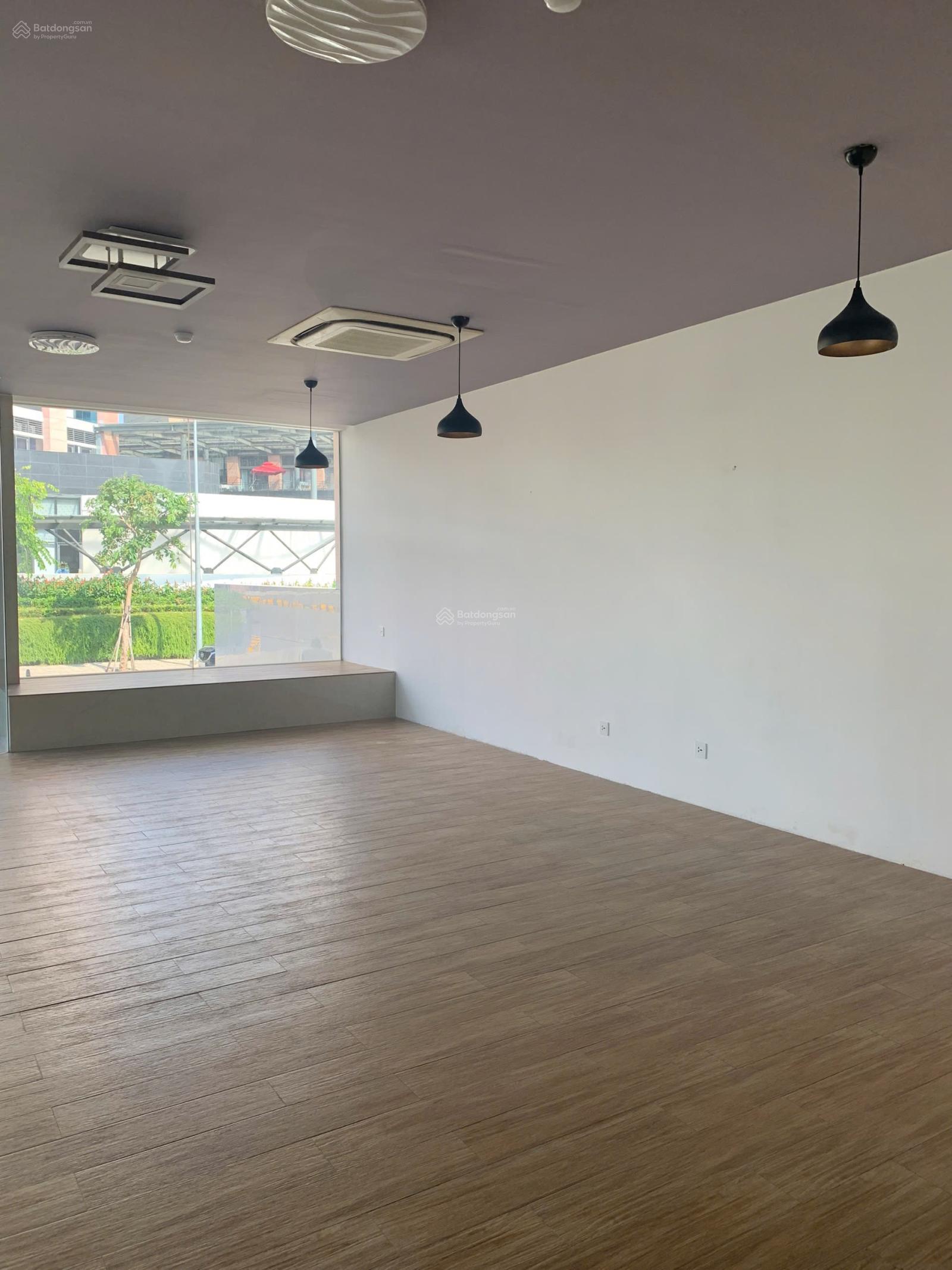 Cho thuê tòa nhà mặt tiền đường lớn Thân Văn Nhiếp ngay KDC Văn Minh The Sun Avanue- chỉ 55tr/tháng