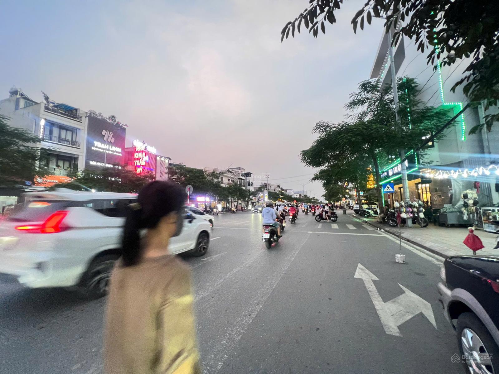 Cần bán gấp căn nhà mặt đường Tô Hiệu - Lê Chân -HP