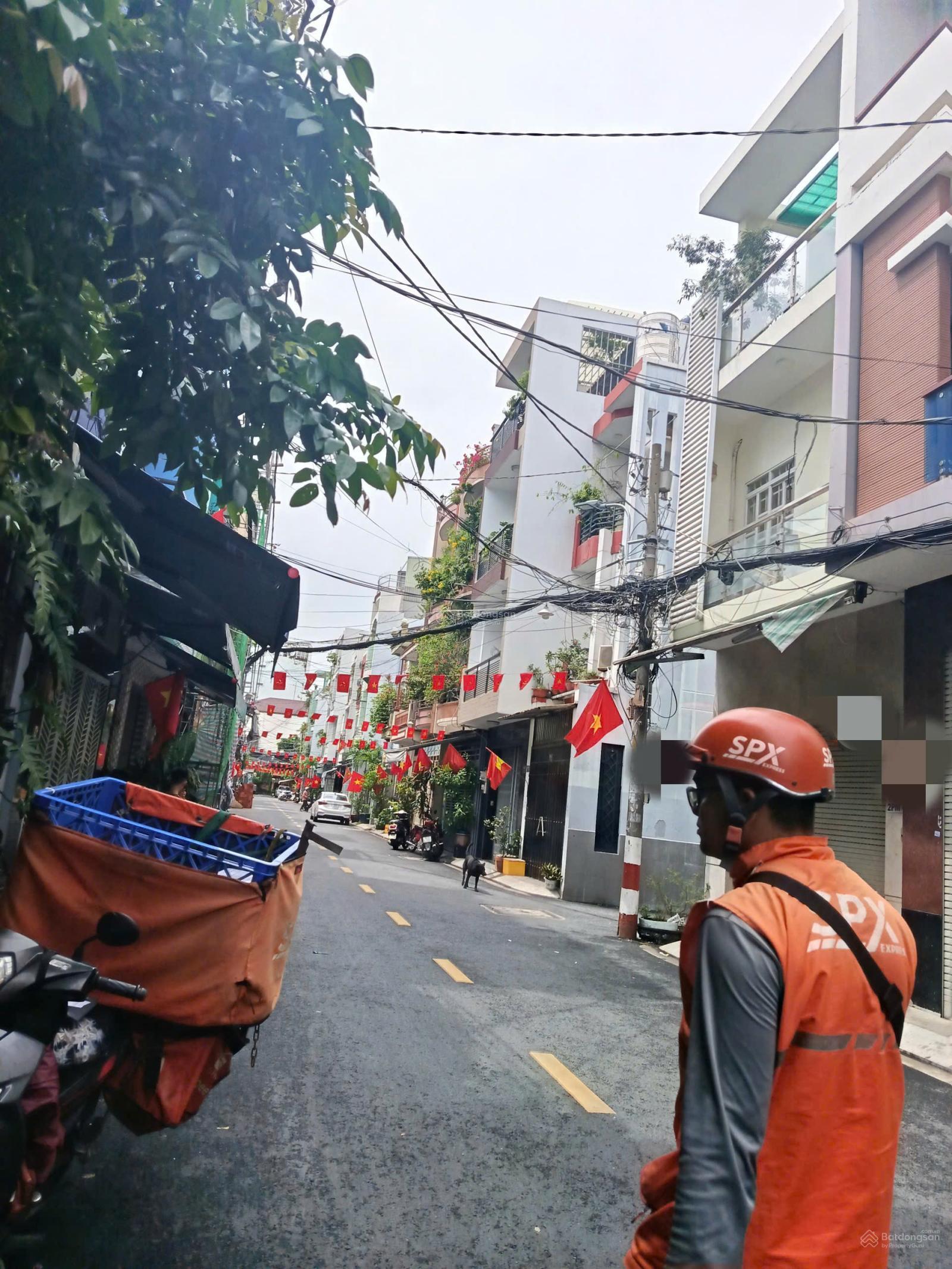 Nhà nát tiện xây mới Lũy Bán Bích DT 4x14 CN 56m2 đường nhựa 8m thông gía 6.3 tỷ TL LH 0936 999 ***