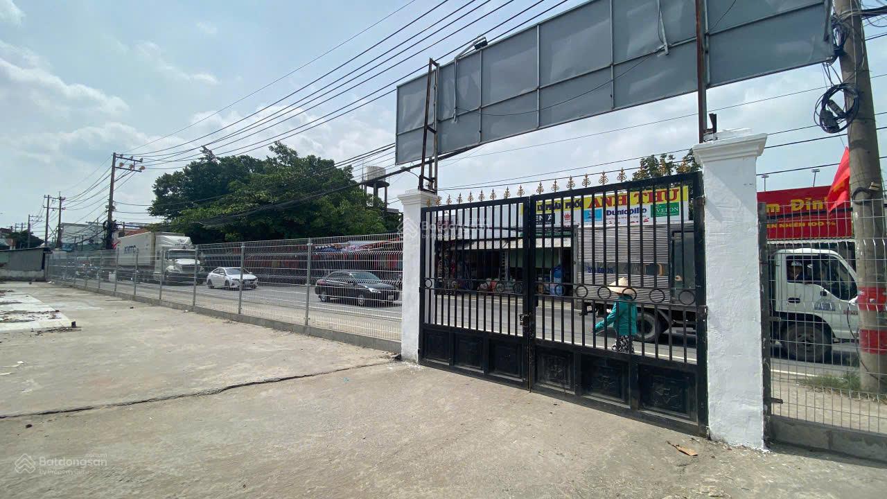 Bán đất MT Đường Nguyễn Duy Trinh, Phường Phú Hữu, Quận 9. DT: 55 x 150m. CN: 5551m2, giá: 340 tỷ Bán đất MT Đường Nguyễn Duy Trinh, Phường Phú Hữu, Quận 9. DT: 55 x 150m. CN: 5551m2, giá: 340 tỷ