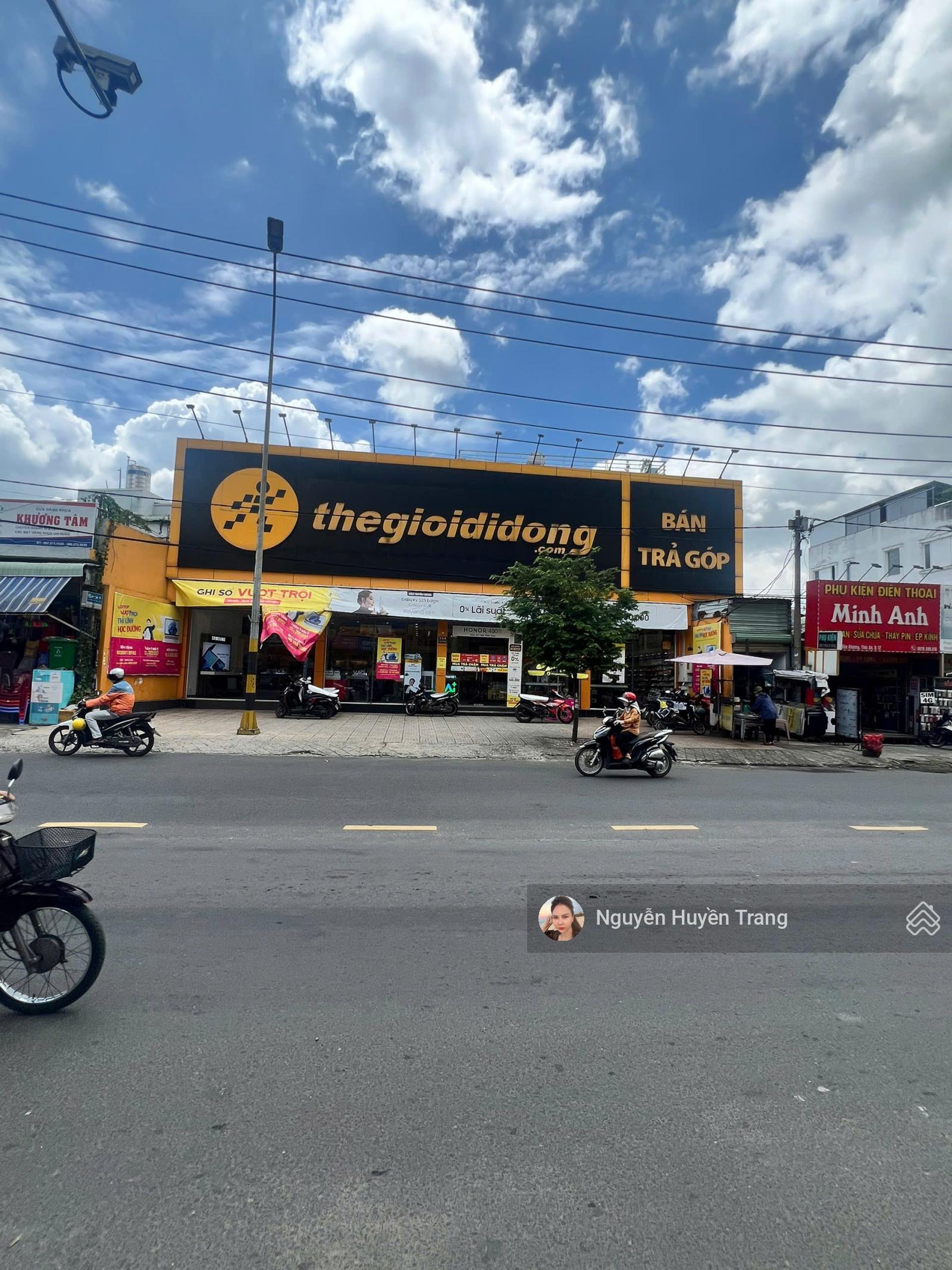 Hạ sập sàn! Khuôn đất vàng rẻ nhất góc 3 mặt tiền Quốc Lộ 13 TĐ ngay Vạn Phúc City 40x40m chỉ 93 tỷ