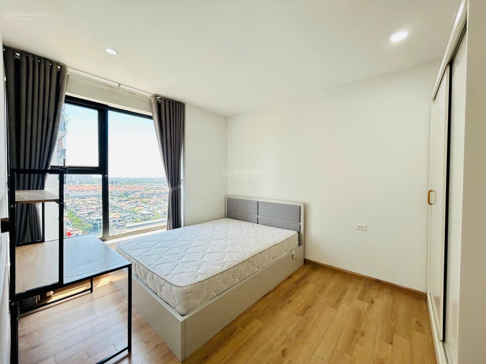 Chính chủ cần bán Duplex AZ Lâm Viên Nguyễn Phong Sắc, trung tâm Cầu Giấy 192m2 sẵn sổ đỏ