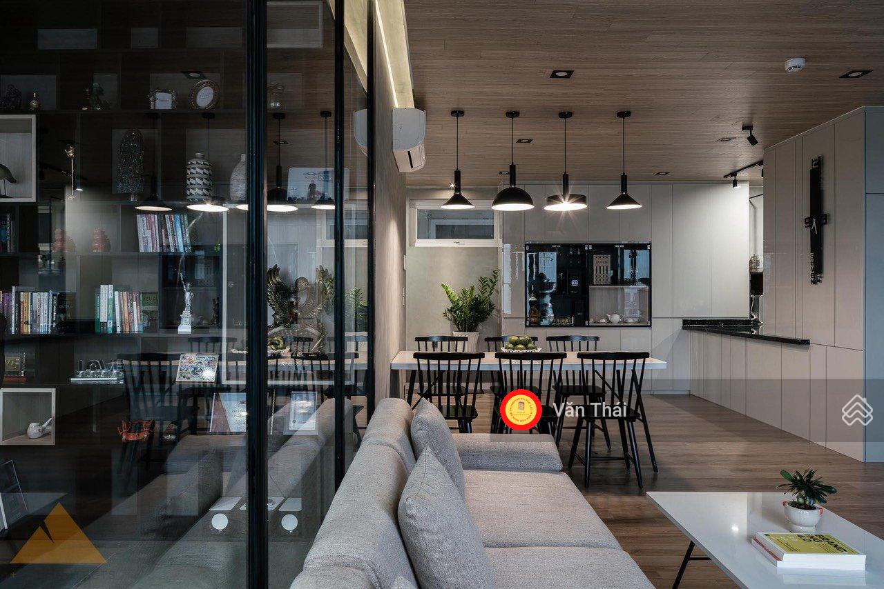 Cần bán căn hộ Terra Royal. 116m2, 3PN, giá 17.5 tỷ- 83m2,3PN. Giá: 10 tỷ. 0933 033 *** Thái view đẹp