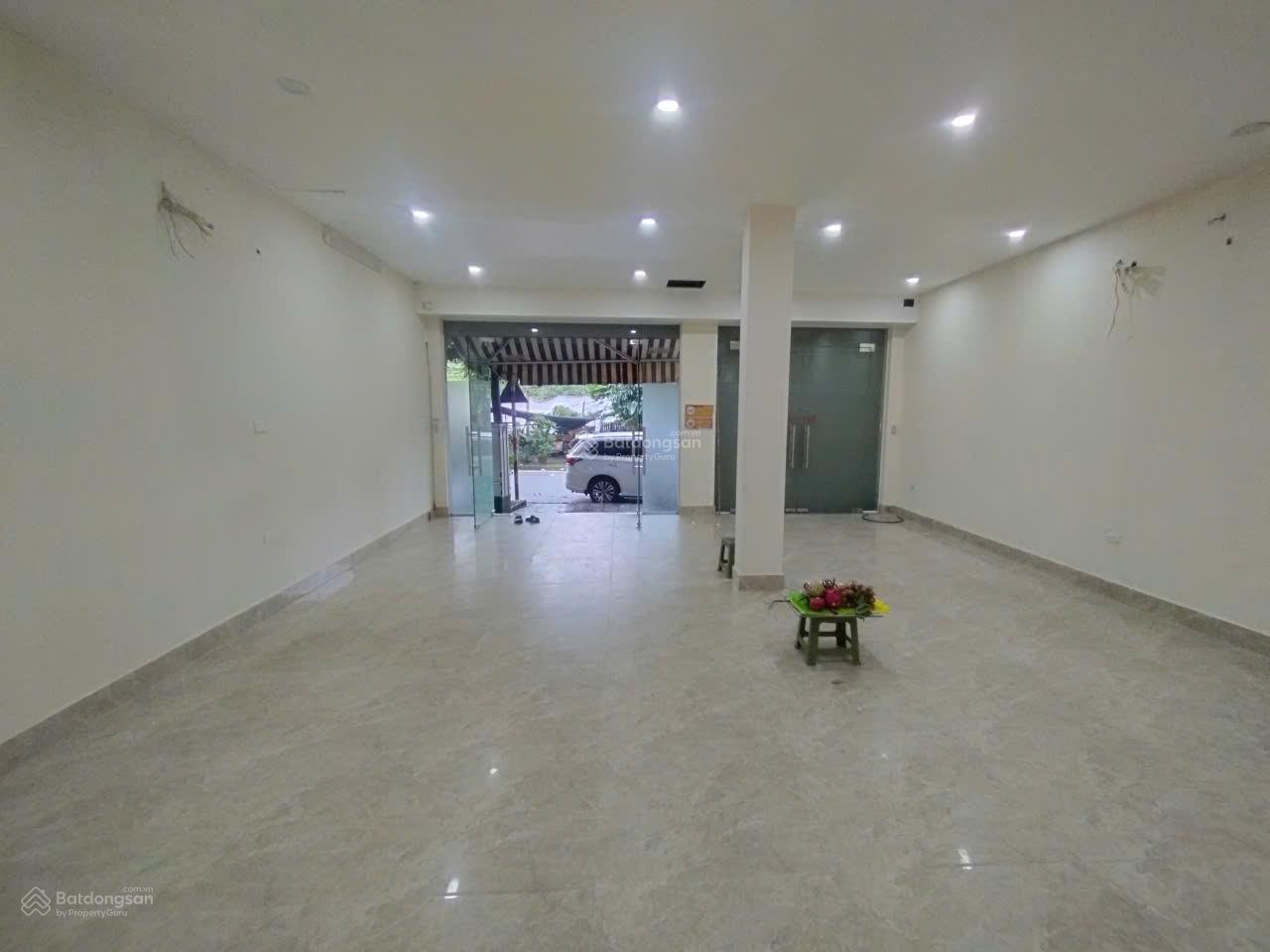 Cho thuê nhà KĐT Vinaconex3 Trung Văn, Nam Từ Liêm. DT 125m, 4 tầng có thang máy. Giá 45tr/th