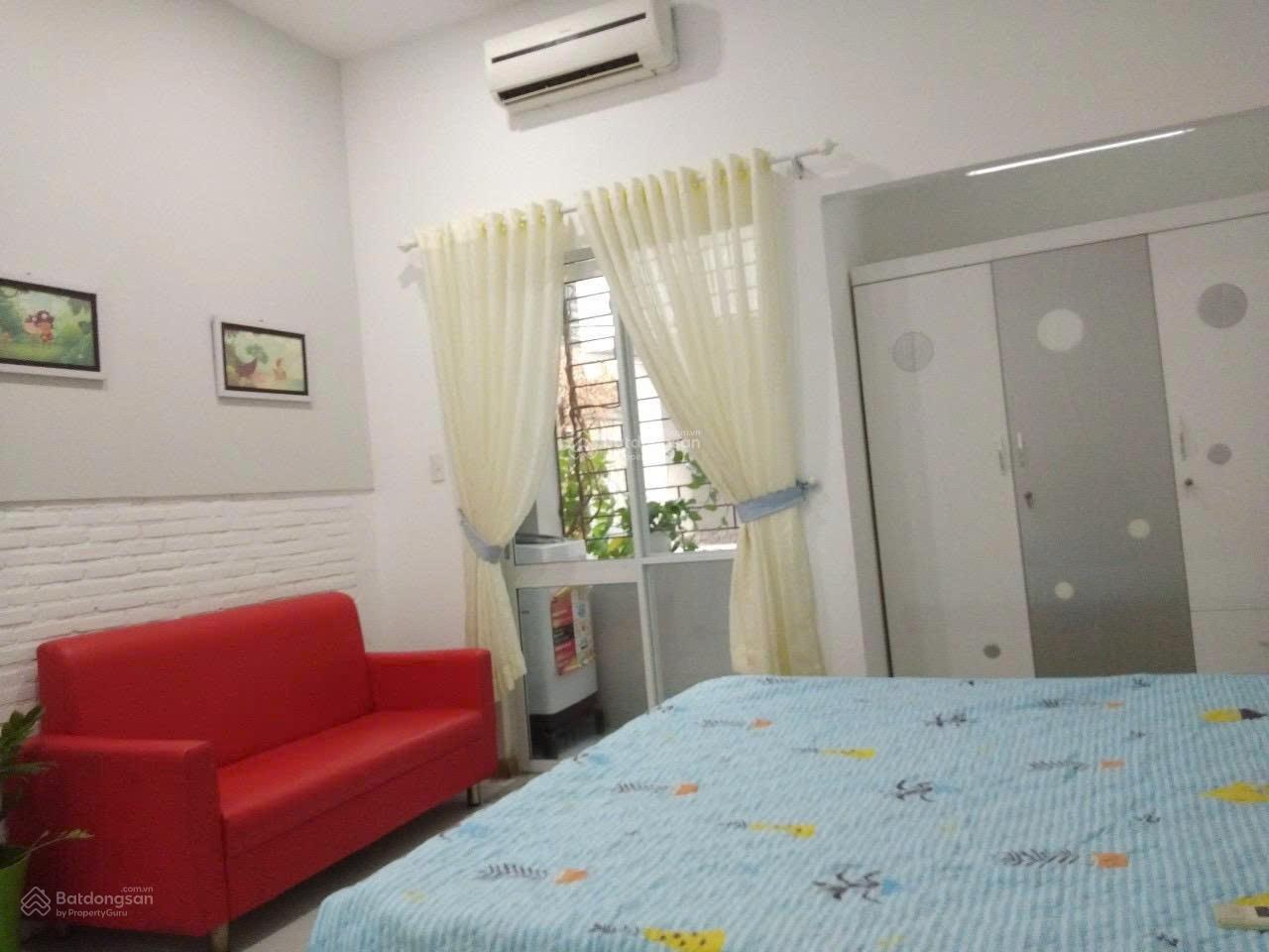 CHDV góc 2MT ngang 6,5m ngay cổng sân bay Tân Sơn Nhất, 117m2, 5 tầng, TN 100tr/th, bán 23 tỷ TL