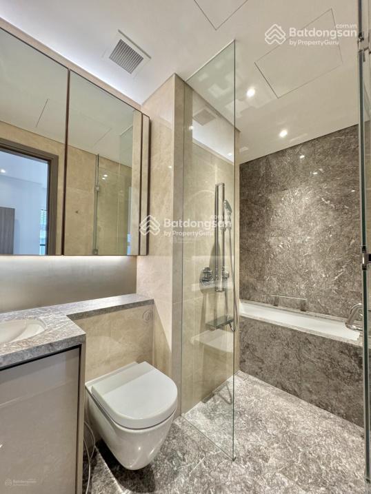 Bán gấp CH 2PN, 2WC, 70m2 tại Lạc Long Quân, 2,2 tỷ, Tân Bình, HCM Bán gấp CH 2PN, 2WC, 70m2 tại Lạc Long Quân, 2,2 tỷ, Tân Bình, HCM