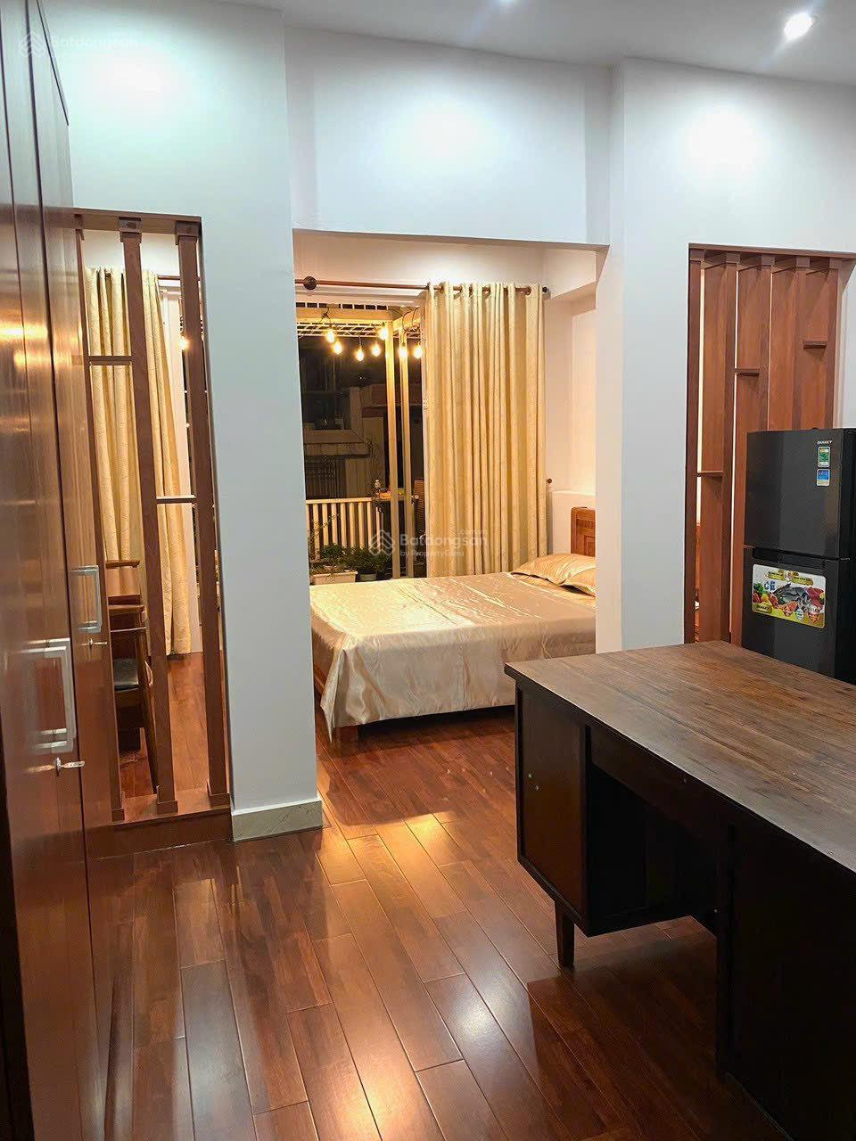 Mặt Tiền Nguyễn Chí Thanh, Phường 7, Quận 10, DT: 8,2m X 27,5m DTCN 219m, giá 73.8 tỷ