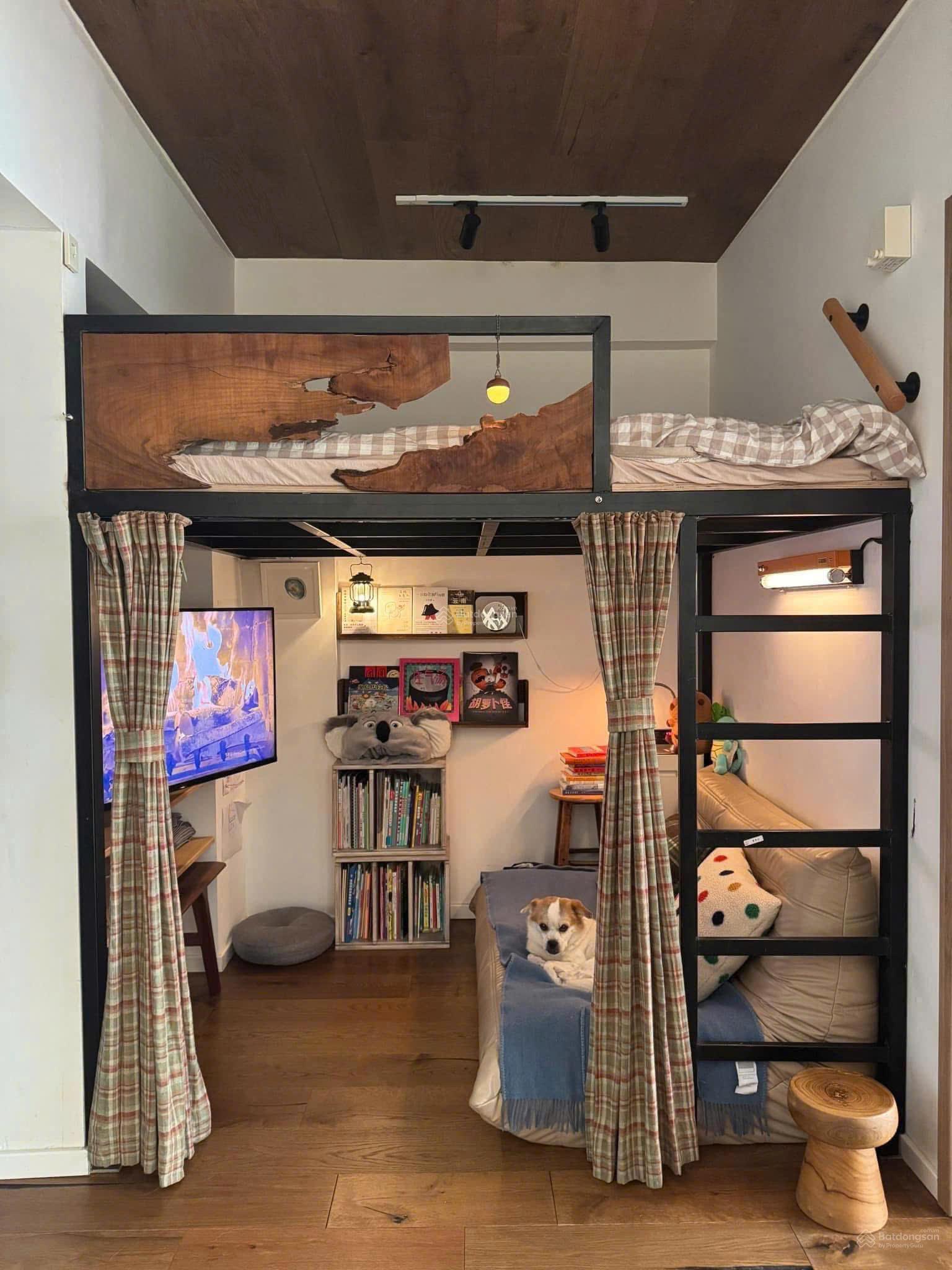 Bán nhà Làng Đại Học ABC, DT: 5x20m, 5 lầu. 19 phòng. Full nội thất. Thu nhập 76tr/tháng. 16 Tỷ