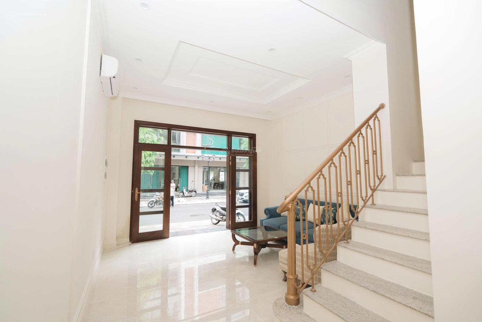 Vinhomes OCP3: Mua ngay căn Lk VTĐ, DT 54m2, Full đồ, 5 tầng, giá 8,9 tỷ, ngay sát CV 12ha.