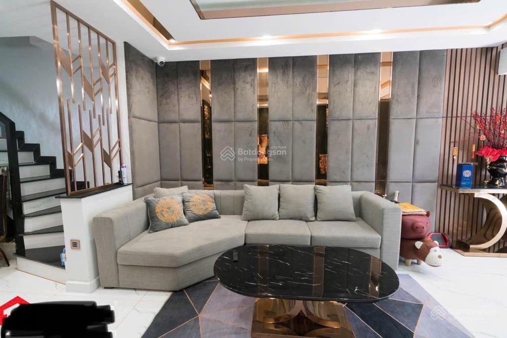 BÁN NHÀ HẺM XE HƠI THÔNG - PHẠM VĂN HAI 5 TẦNG 4PN LỚN . SỔ ĐẸP . BÁN NHÀ HẺM XE HƠI THÔNG - PHẠM VĂN HAI 5 TẦNG 4PN LỚN . SỔ ĐẸP .