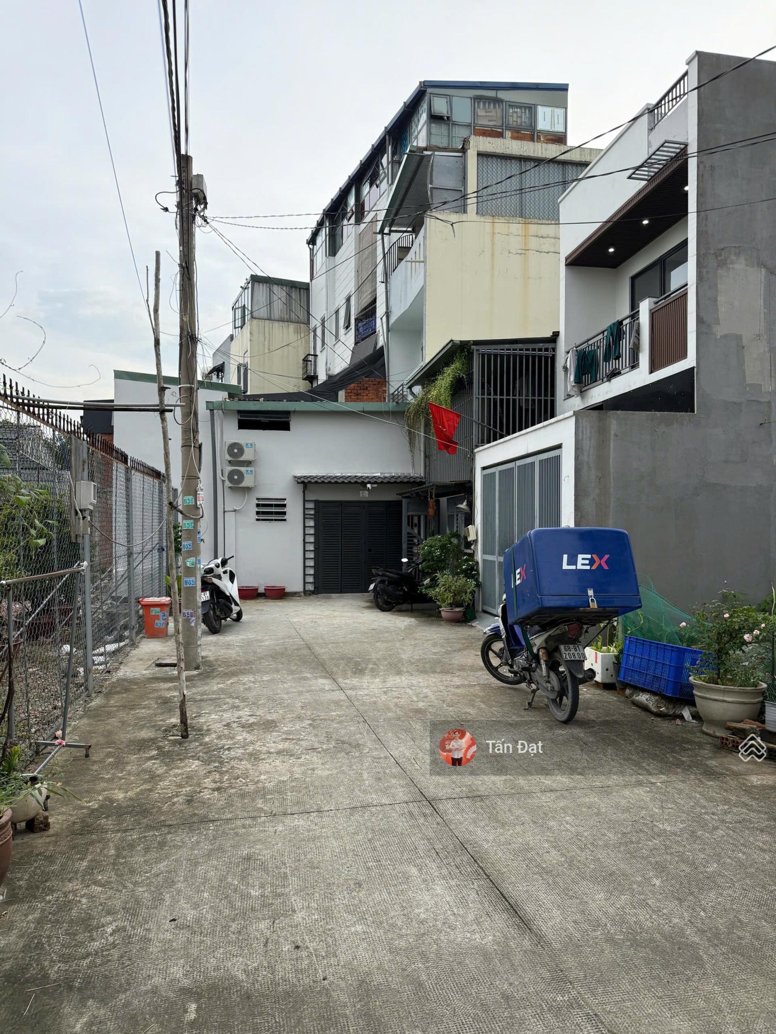 Siêu hot bán nhà 2 tầng đẹp giá tốt hẻm xe tải tại Phường Linh Đông, Thủ Đức