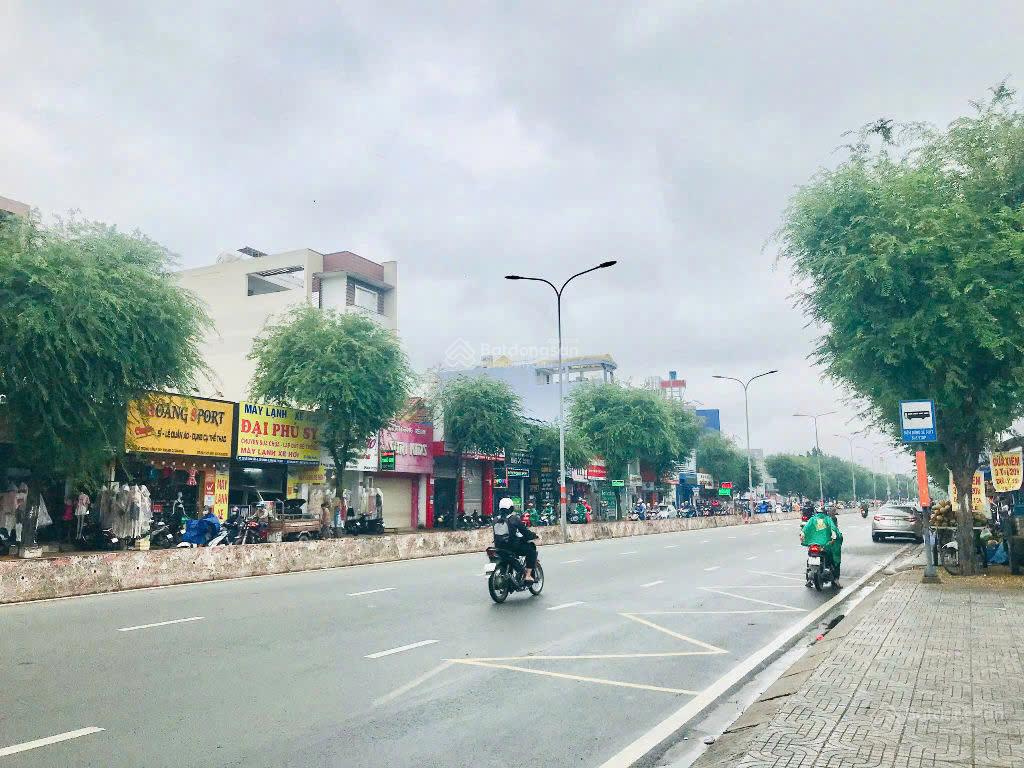 SIÊU PHẨM - KHAN HIẾM - GÓC 2 MT Lê Trọng Tấn, DT 8x18m, 4 tầng, HĐT 150tr/ tháng, 39 tỷ