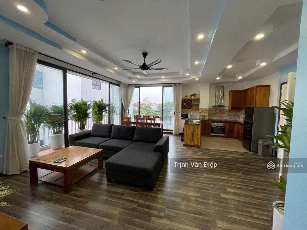 Bán nhà khu Vườn Đào - Lạc Long Quân, phân lô, lô góc, ô tô tránh vỉa hè. 105m2, 5 tầng, 32 tỷ