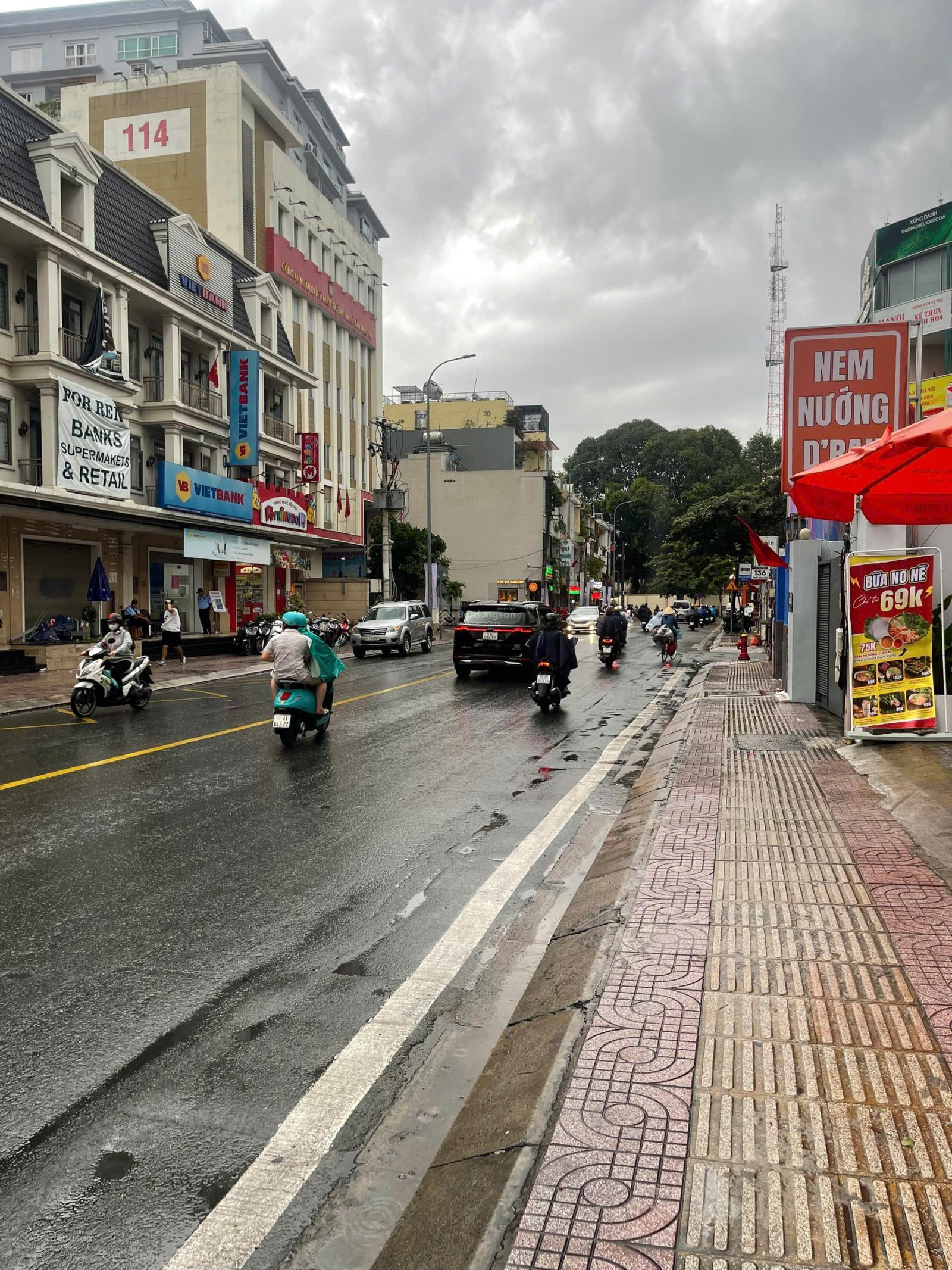 Rất cần tiền bán nhà Lương Định Của - Nhà hầm 4 tầng DT: 7*19m - HĐT: 110 tr/tháng - 30 tỷ