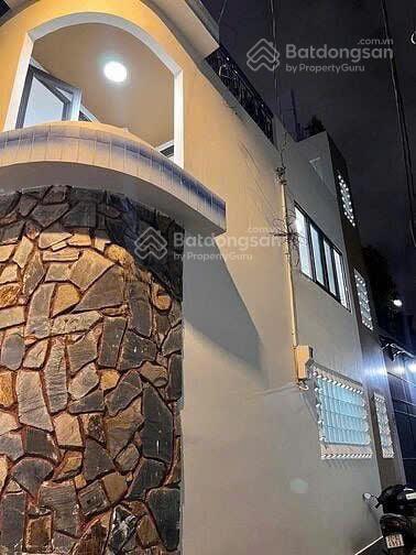 Cho thuê nhà 225/9 Lê Quang Định, P7, Bình Thạnh - 8x8m 1 trệt 1 lầu 3PN 3WC