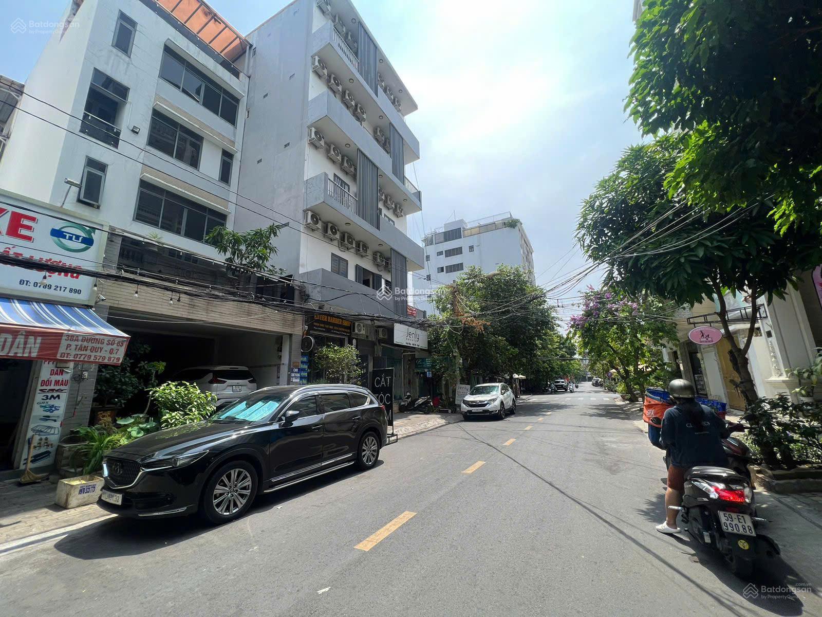 Bán CHDV mặt tiền đường số, Quận 7, gần 120m2, nhà 7 tầng, dòng tiền 120tr/th. Giá 25,5 tỷ