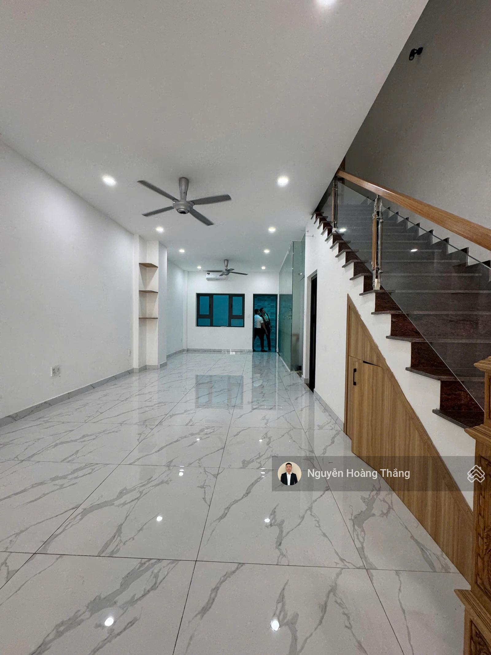 Cho thuê VP mới xây 100%, 1 hầm 4 tầng, DTSD 350m2 giá 60tr/th khu Thạnh Mỹ Lợi Q. 2, LH 0936 890 ***