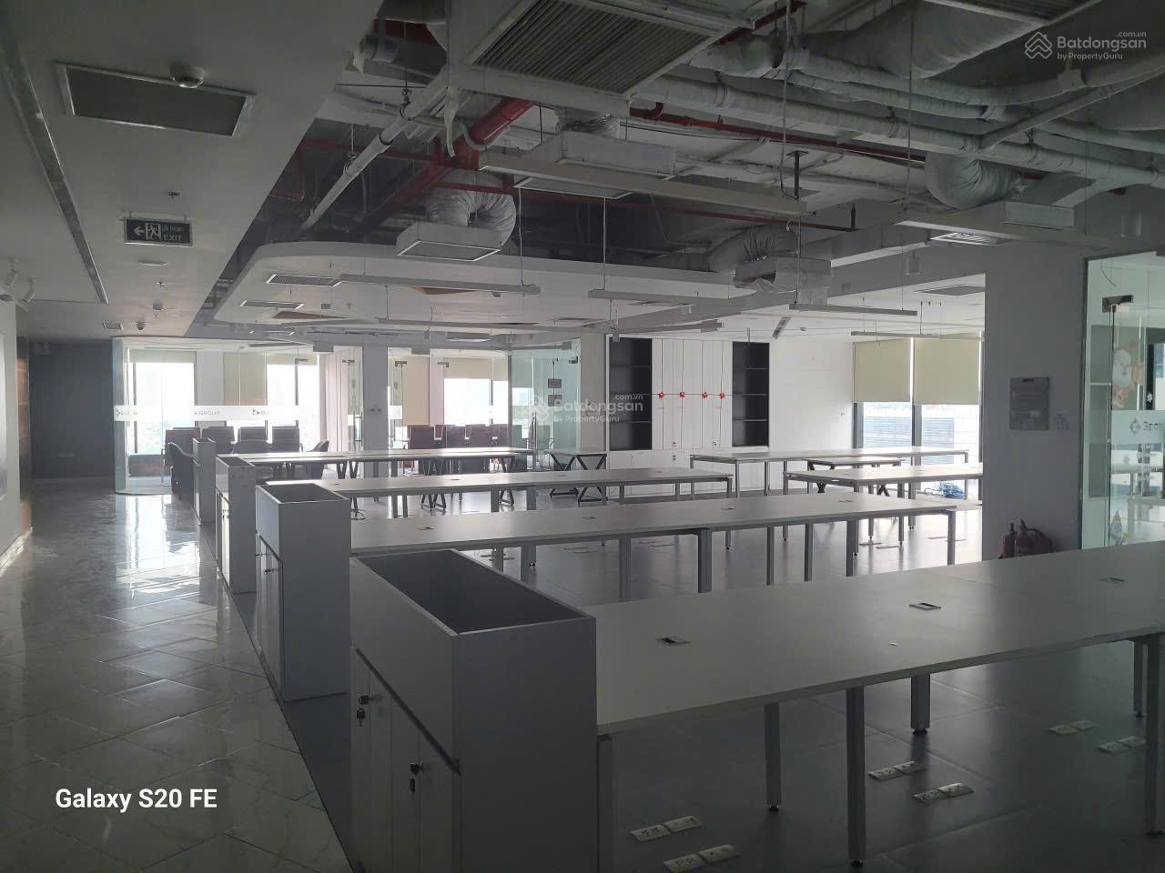 BQL Gold Tower 275 Nguyễn Trãi cho thuê văn phòng 1000m2 cắt 100200 300 ***m² có sẵn nội thất BQL Gold Tower 275 Nguyễn Trãi cho thuê văn phòng 1000m2 cắt 100200 300 ***m² có sẵn nội thất