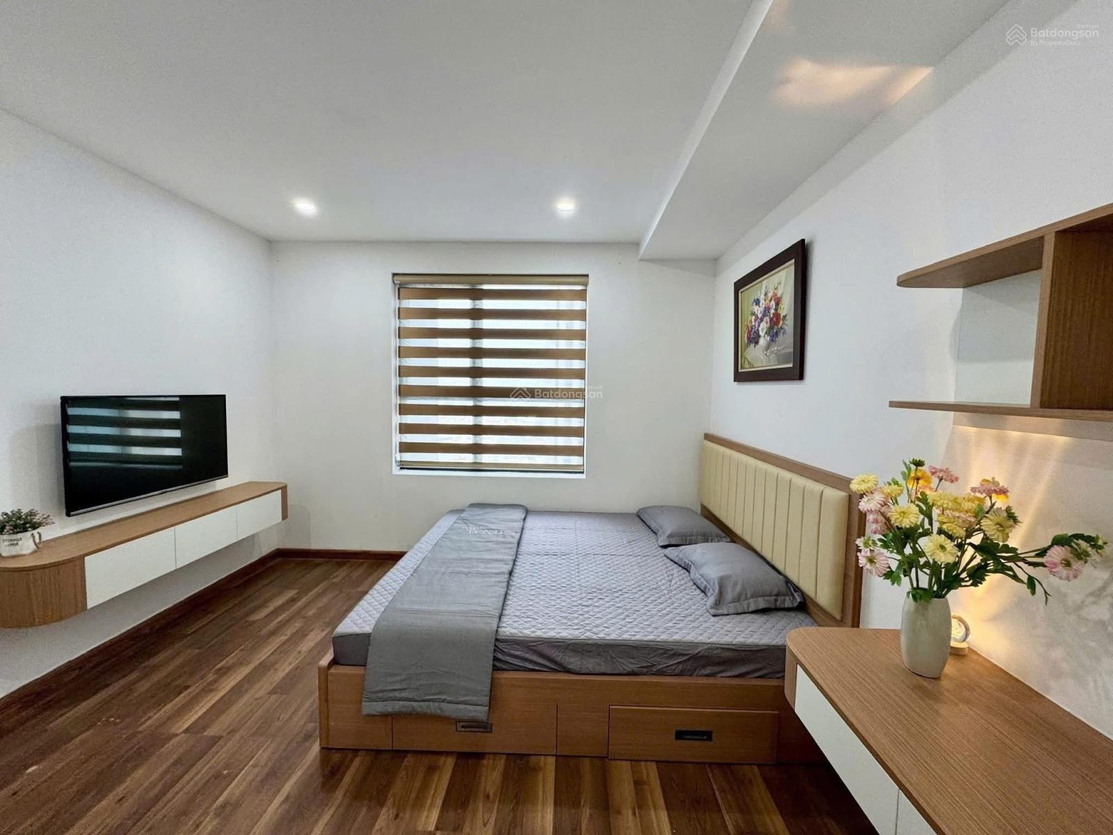 Bán CHCC Đại Kim Building đường Trần Hoà. Có sổ view hồ Định Công. DT 70m2 2PN 2WC