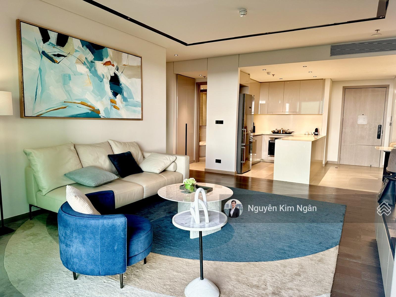 Cho thuê căn 2PN +, căn góc 117m2 giá 95tr/th full nội thất miễn phí quản lý