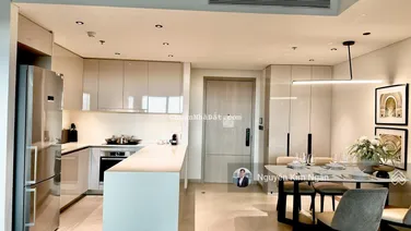 Cho thuê căn 2PN +, căn góc 117m2 giá 95tr/th full nội thất miễn phí quản lý