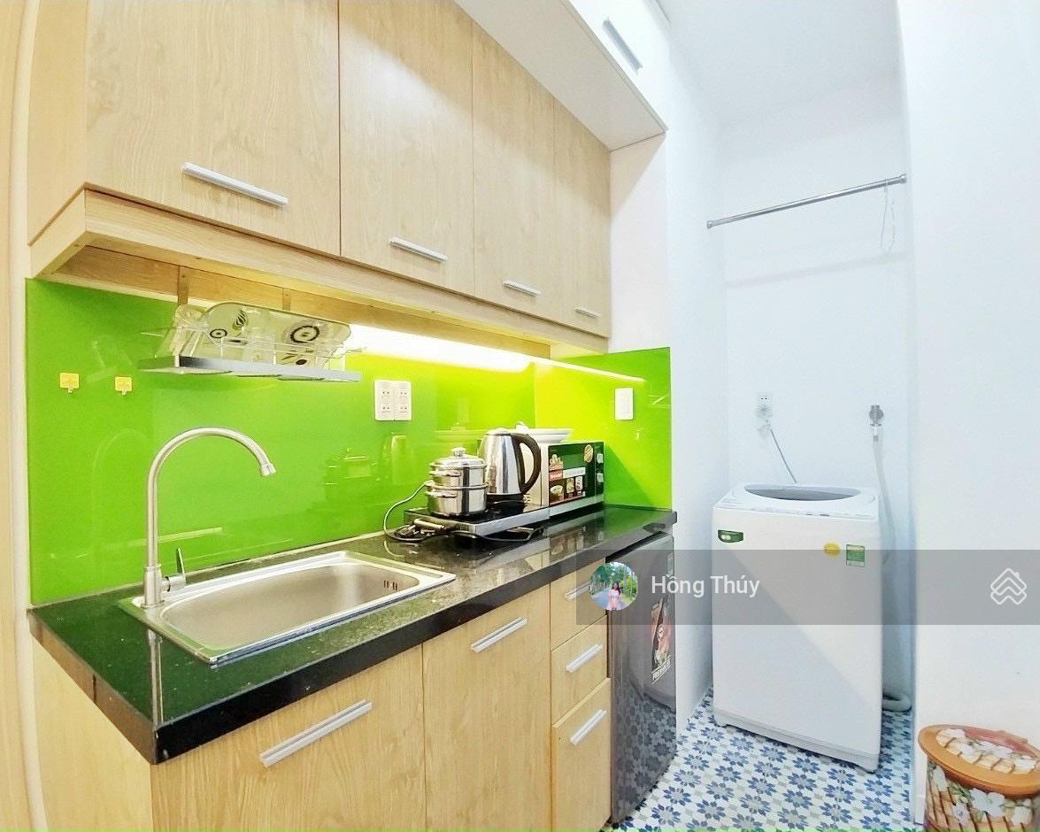 Bán tòa CHDV 5 tầng gần trường Lý Tự Trọng cách sân bay 2km, thu nhập 60tr/tháng giá chỉ 14,9 tỷ TL