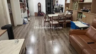 Gia đình cần bán căn hộ chung cư đẹp 2PN, 2WC tại Vinaconex 2 Kim Văn Kim Lũ, 4,2 tỷ, 65m2