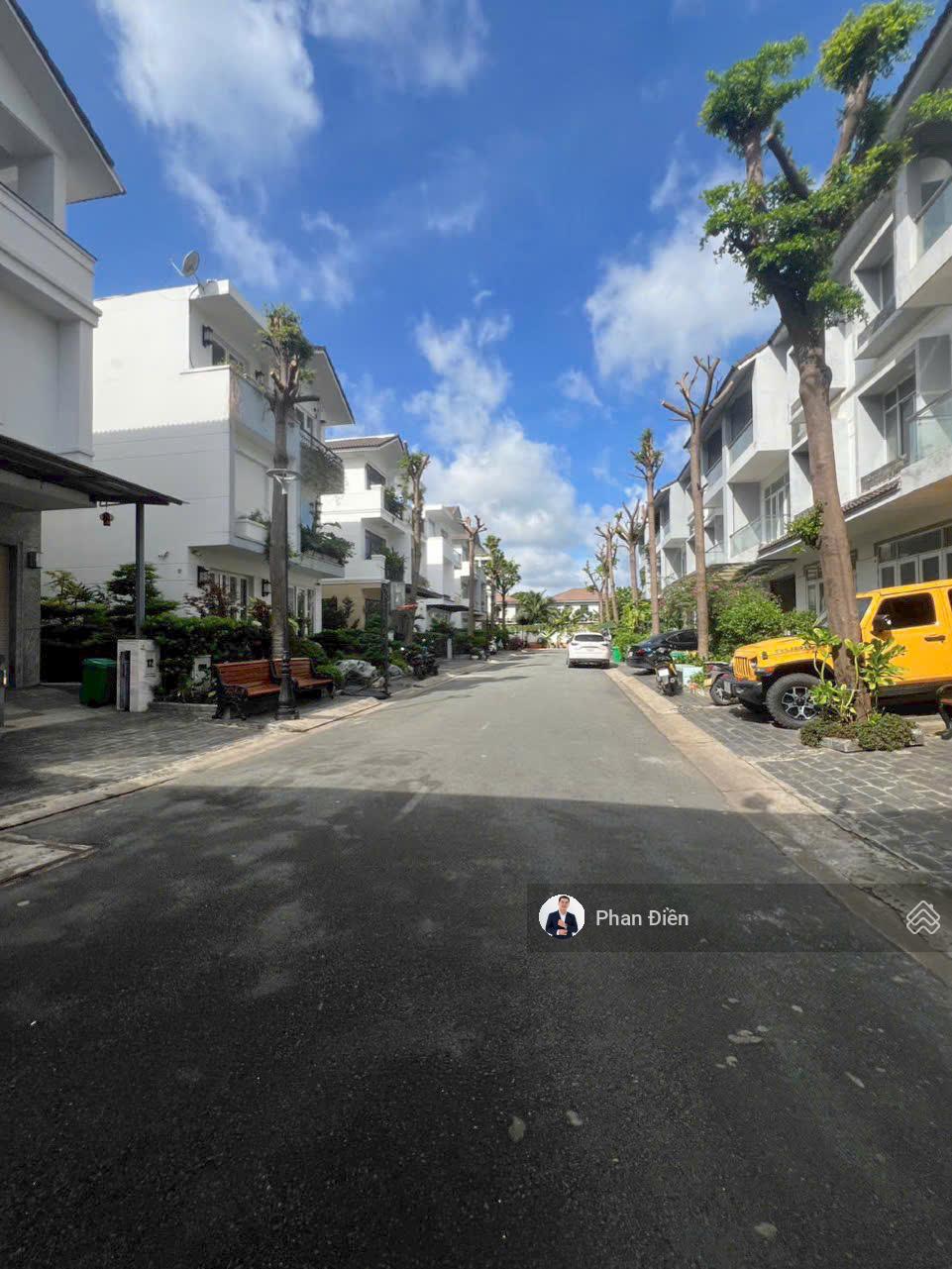 Chính chủ bán biệt thự Louis Garden 11,2x20m trong khu Khang An. Sổ hồng riêng. Gọi 0982 667 ***