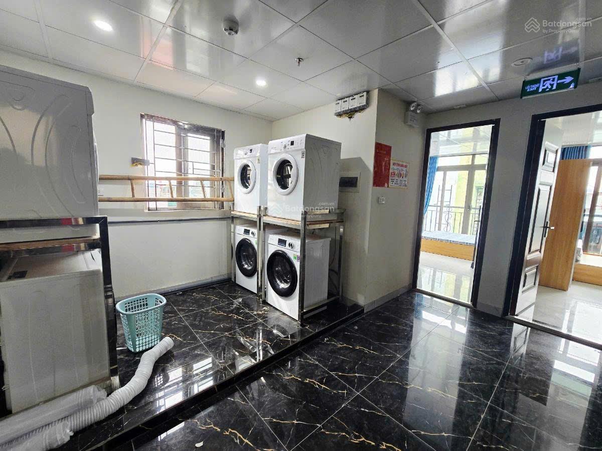 Bán tòa CCMN dòng tiền Quan Hoa - 7 tầng, thang máy, sát mặt phố - doanh thu cực khủng 1.7 tỷ/năm Bán tòa CCMN dòng tiền Quan Hoa - 7 tầng, thang máy, sát mặt phố - doanh thu cực khủng 1.7 tỷ/năm