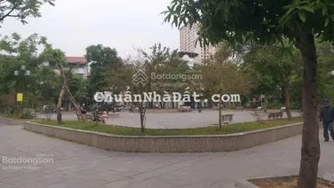 Bán biệt thự Khu nhà ở Quốc Hội - Phùng Khoang. DT 206m2 x 3,5T. Giá 62 tỷ. LH: 0964 769 ***
