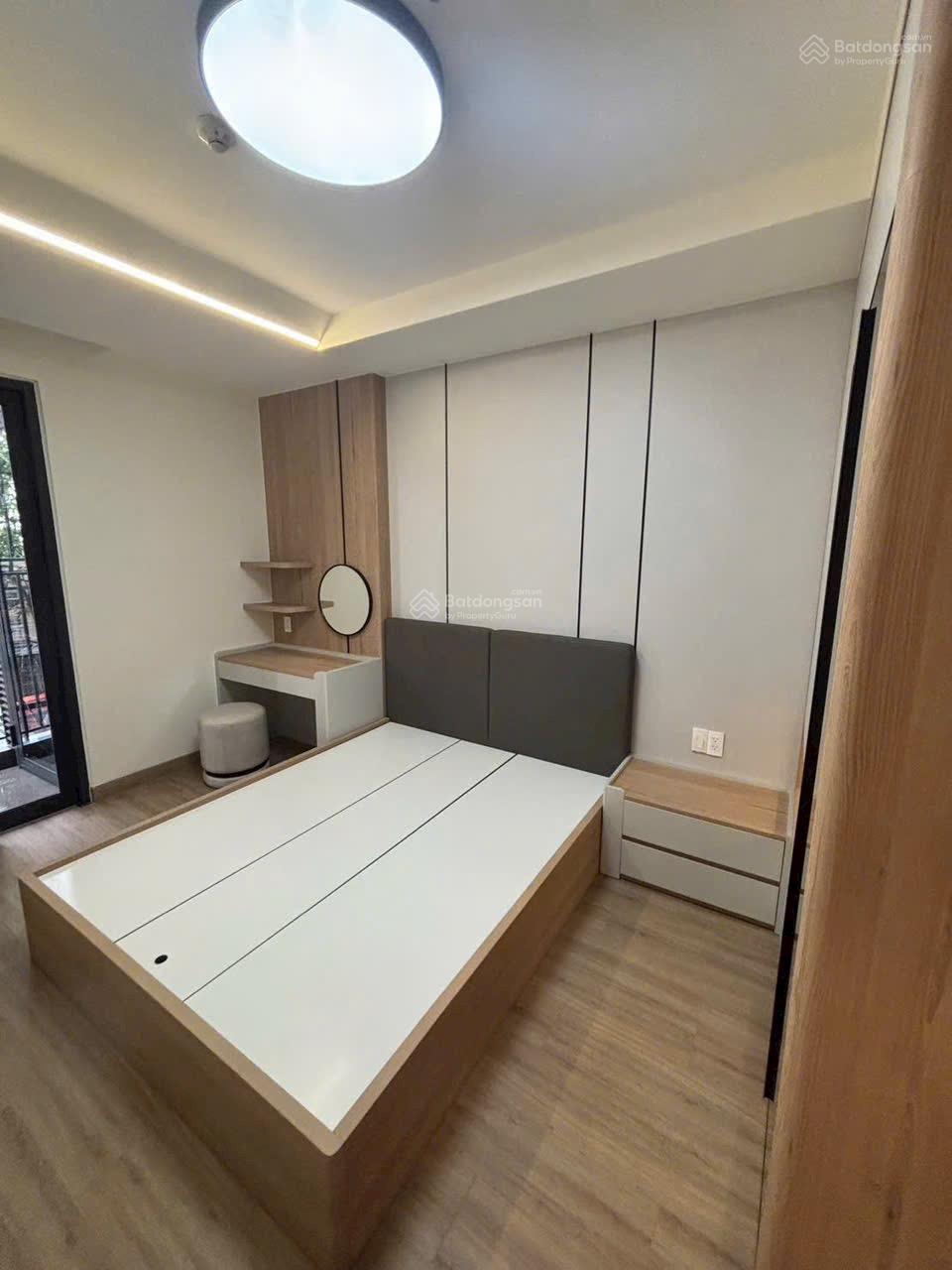 Bán căn 2PN 67,5m2 căn góc full nội thất sẵn HD thuê 13 triệu/tháng. CC The Glory TP mới BD