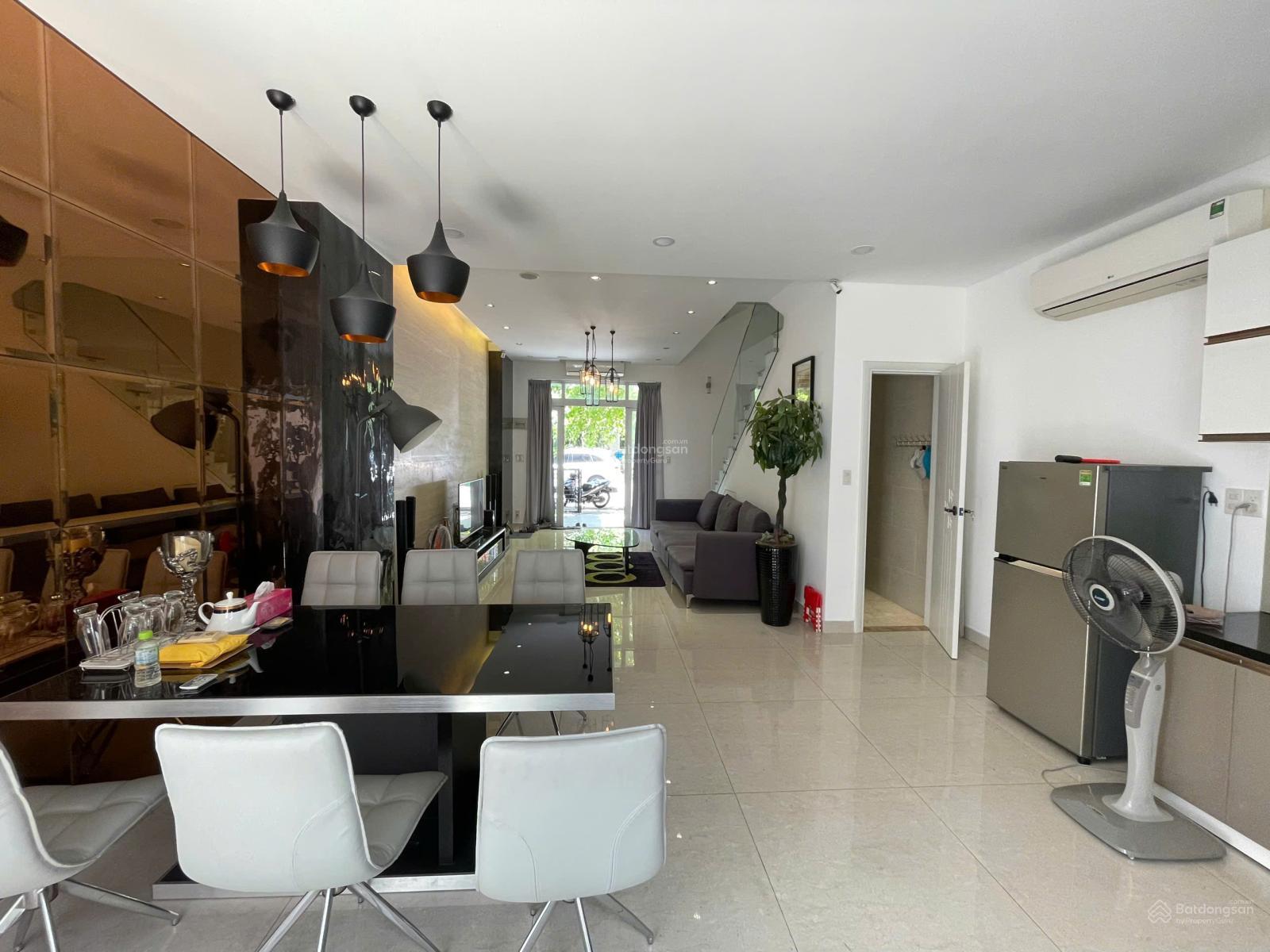 Park Riverside nhà thô 9,5 tỷ - hoàn thiện 10,5 tỷ. Liên hệ Tấn Giàu 0909 121 ***