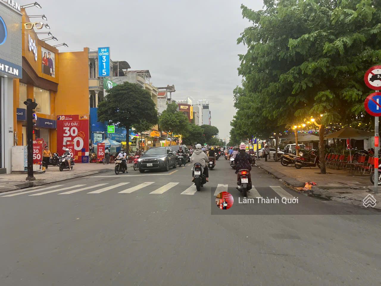 Bán nhà MT 371 Tân Sơn Nhì, 8x33m, 1 hầm, 3 lầu, ST, có thang máy, 58 tỷ Bán nhà MT 371 Tân Sơn Nhì, 8x33m, 1 hầm, 3 lầu, ST, có thang máy, 58 tỷ