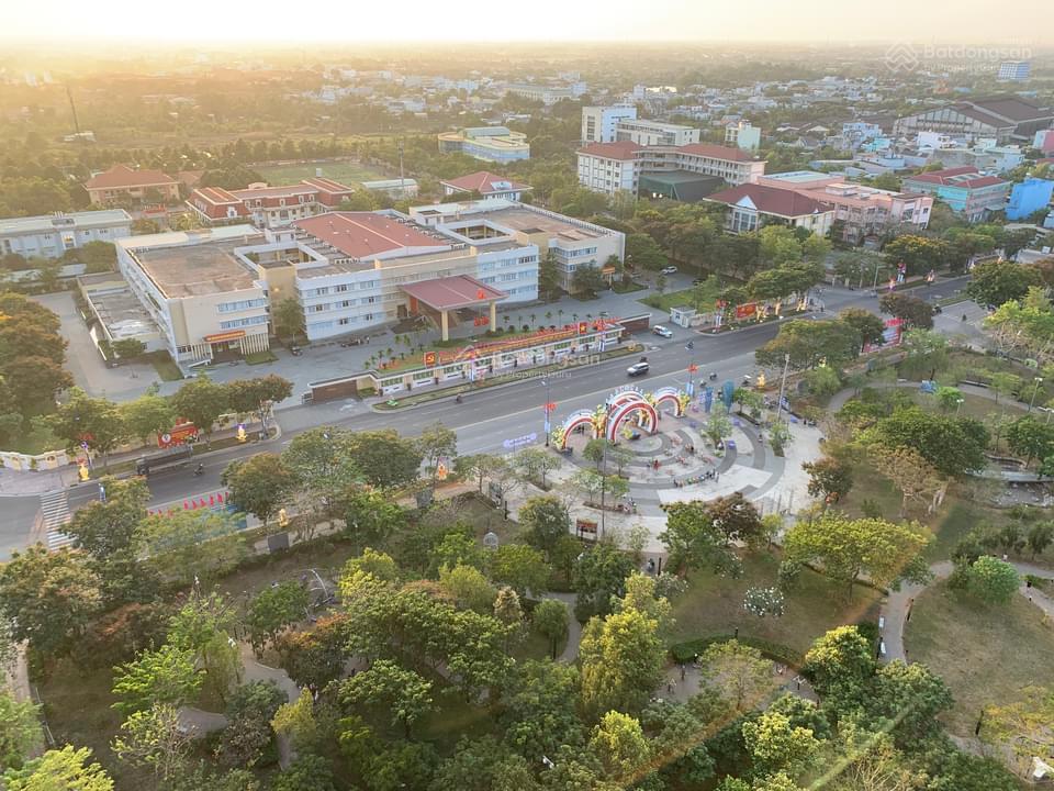 Bán căn 59m2 sổ hồng sẵn + View công viên block C + Giá 2.770 tỷ (102%) + Tặng máy lạnh nội thất