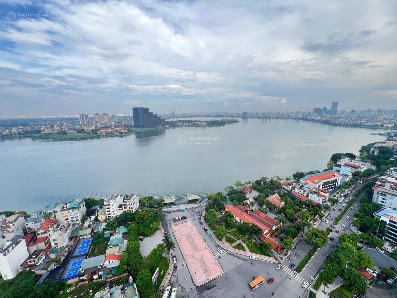 (Hàng hiếm) bán căn penthouse 480 m2 4PN thô, nguyên bản tòa Aqua Central, giá 90 tỷ, LH 0936 203 *** (Hàng hiếm) bán căn penthouse 480 m2 4PN thô, nguyên bản tòa Aqua Central, giá 90 tỷ, LH 0936 203 ***