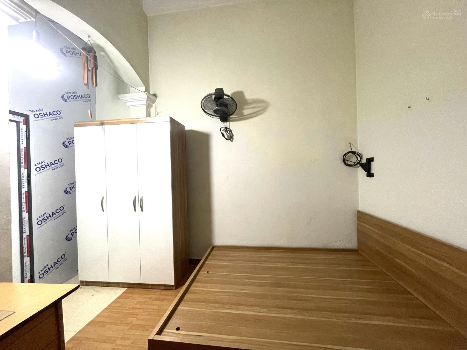 Cho thuê phòng trọ tại Xuân La khu dân trí cao, ôtô đỗ cửa, đủ đồ, giờ tự do, ko chung chủ, ở luôn