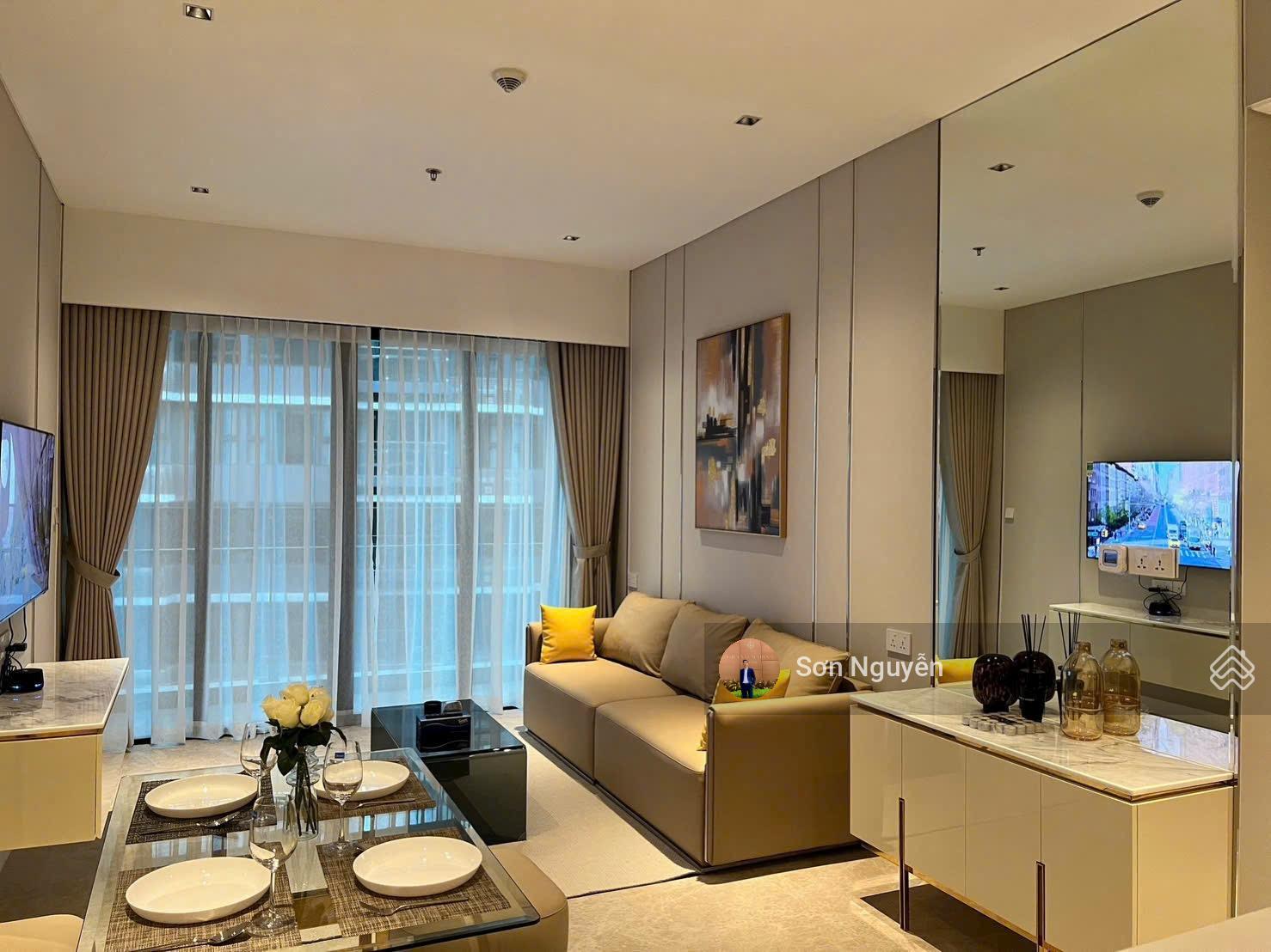 The River - Chuyển nhượng căn 2PN - Tặng full gói nội thất như hình - View hồ bơi và sông