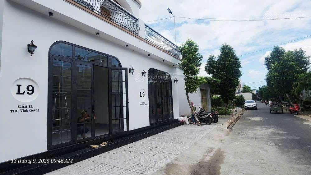 Bán cặp nhà phố hiện đại - khu tái định cư Vĩnh Quang mới hoàn toàn full nội thất, giá chỉ 3.1 tỷ