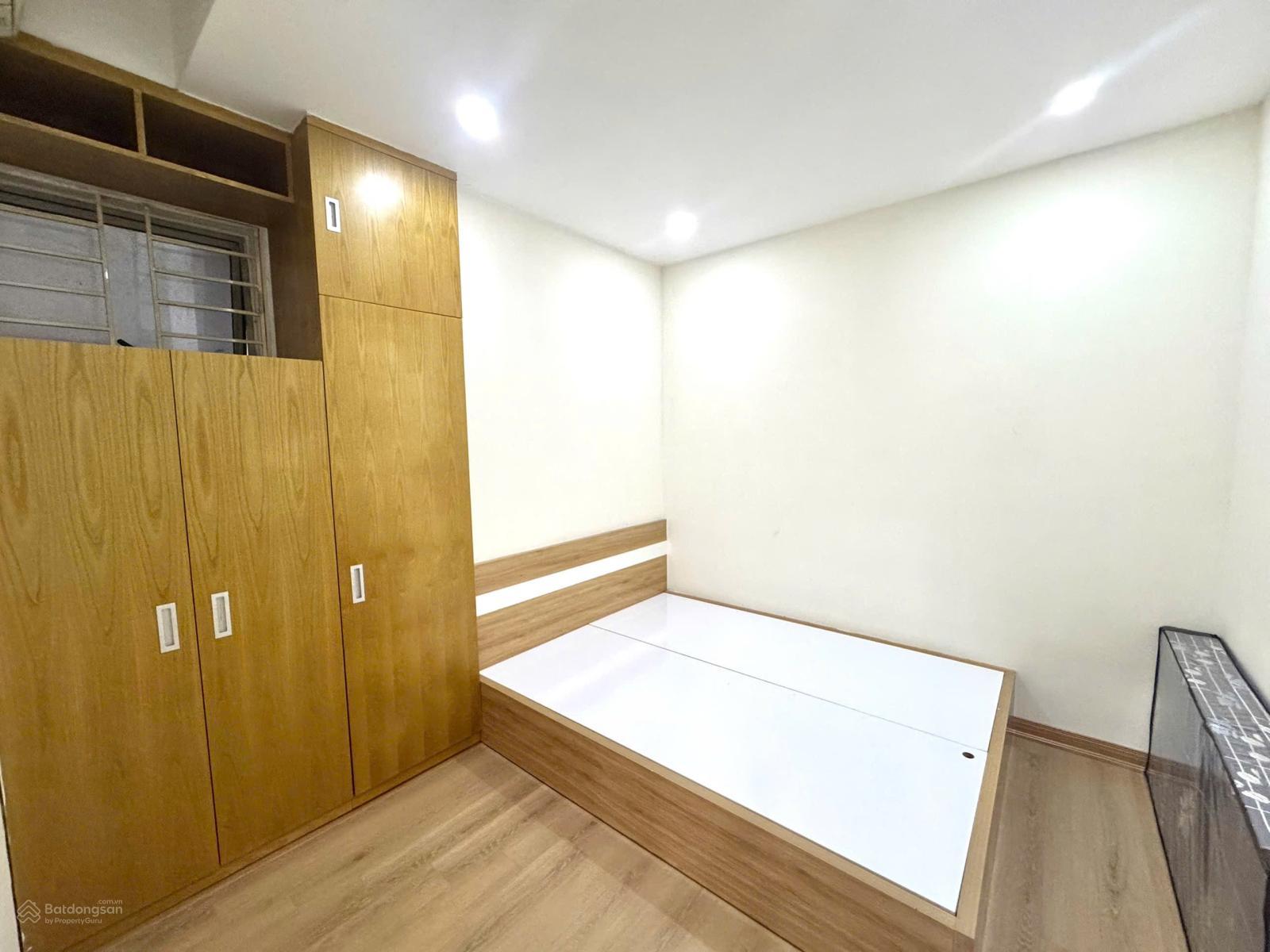 Chính chủ bán căn 63m 2 phòng ngủ 2 vệ sinh tầng 30 toà HH3- Linh Đàm - Hoàng Mai full nội thất