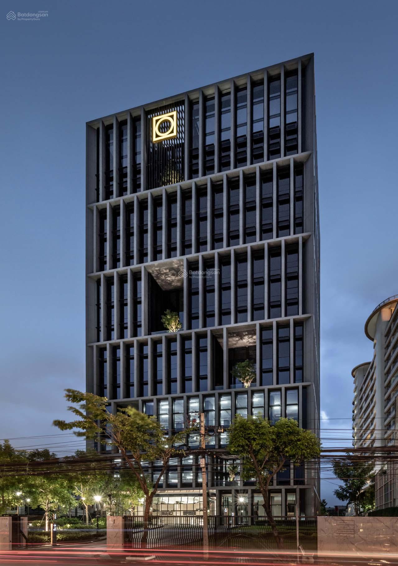 Chính chủ cần cho thuê tòa nhà văn phòng mặt đường Ngô Gia Tự - Long Biên - Hà Nội 563m2x10T, MT30m