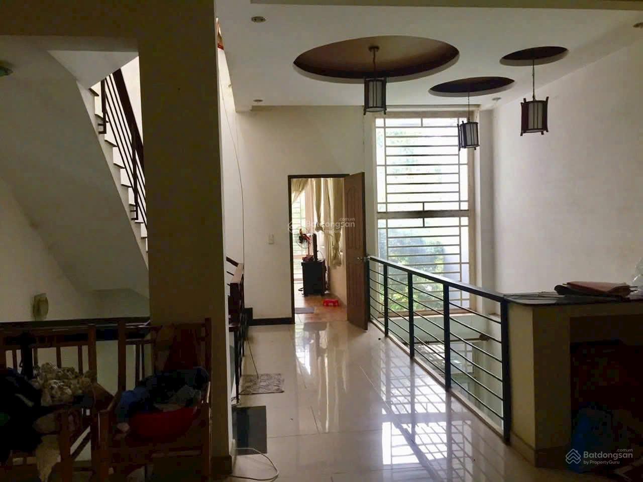 Bán nhà mặt tiền đường D2 - hàng hiếm giá chỉ bằng giá trị đất, 6,7 tỷ