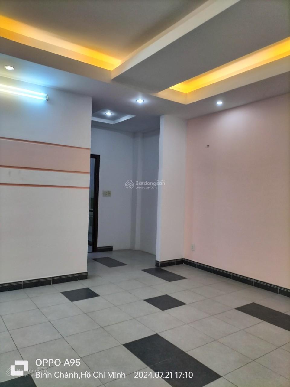 Cho thuê phòng KDC Trung Sơn, 40m2, phòng trống, có ban công, Giá 4.5 triệu Ms Viêm 0938 971 ***