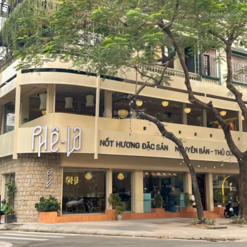 Góc 2 MT Phó Đức Chính, P. NTB, Quận 1 - DT 8.7 x 18.5m - 4 tầng - HĐT 220Tr/Th - Giá bán 70 tỷ