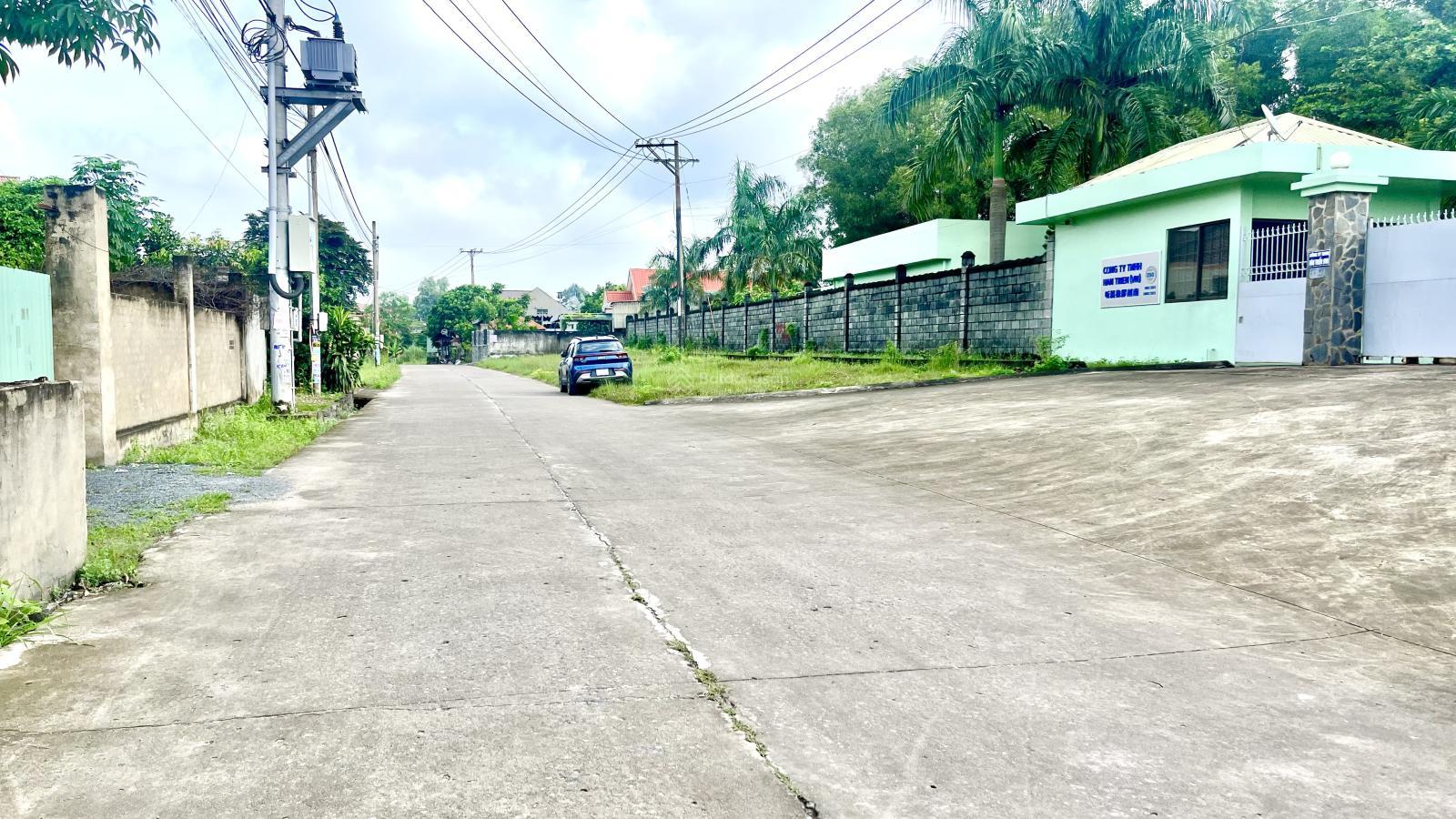 Chỉ 5.4tr/m2 cho lô đất 1/ đường Phùng Hưng. Cổng phụ KCN An Phước, Long Đức. Thương lượng mạnh