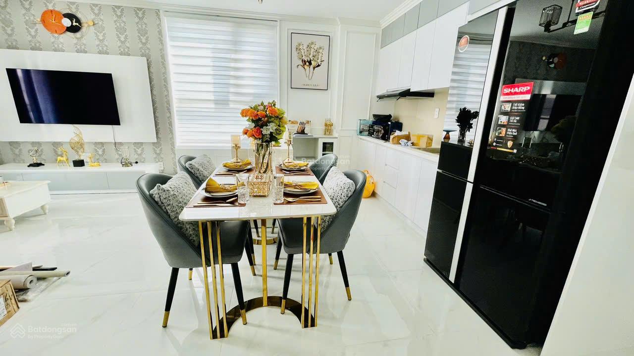 Chính chủ, D'Lusso - căn 50m2 - 4,2 tỷ; 68m2 - 5.4 tỷ; 96m2 - 7.3 tỷ, penthouse, double plex