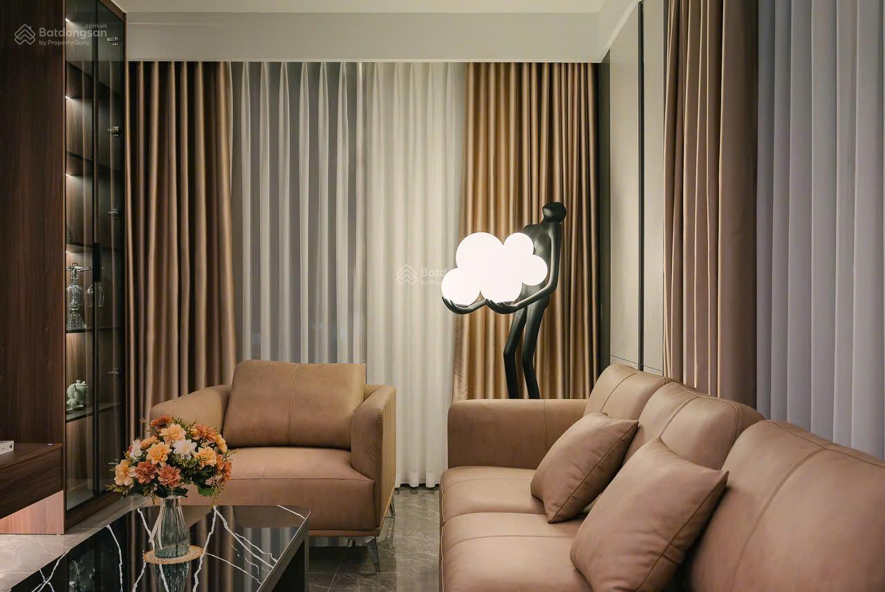 Vào ngay, cho thuê căn 2 phòng ngủ tại Le Capitole 27 Thái Thịnh - giá 15 tr/tháng Vào ngay, cho thuê căn 2 phòng ngủ tại Le Capitole 27 Thái Thịnh - giá 15 tr/tháng