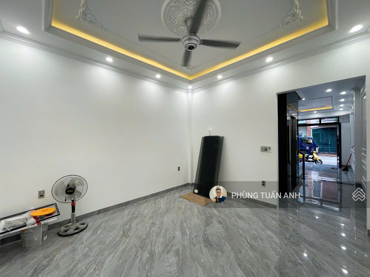 Nhà 5 tầng xây mới Lô 22 Lê Hồng Phong. Đẹp miễn chê. Nhà 5 tầng xây mới Lô 22 Lê Hồng Phong. Đẹp miễn chê.