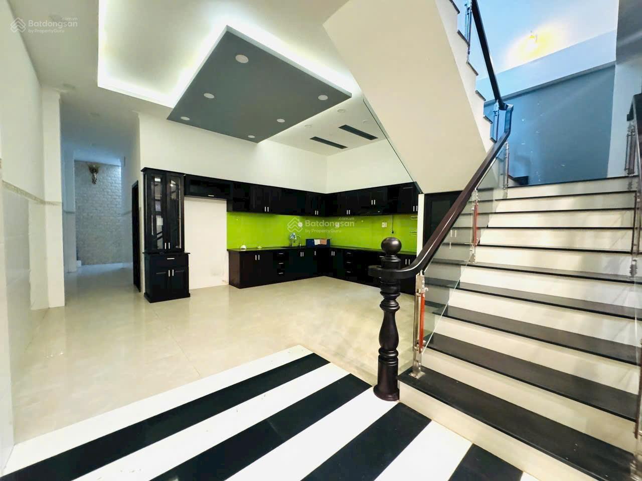 [ Nhà 3 tầng New Củ Chi gần 156m²__ cách biển Hòn Chồng 300m ]  Giá : 27 tỷ