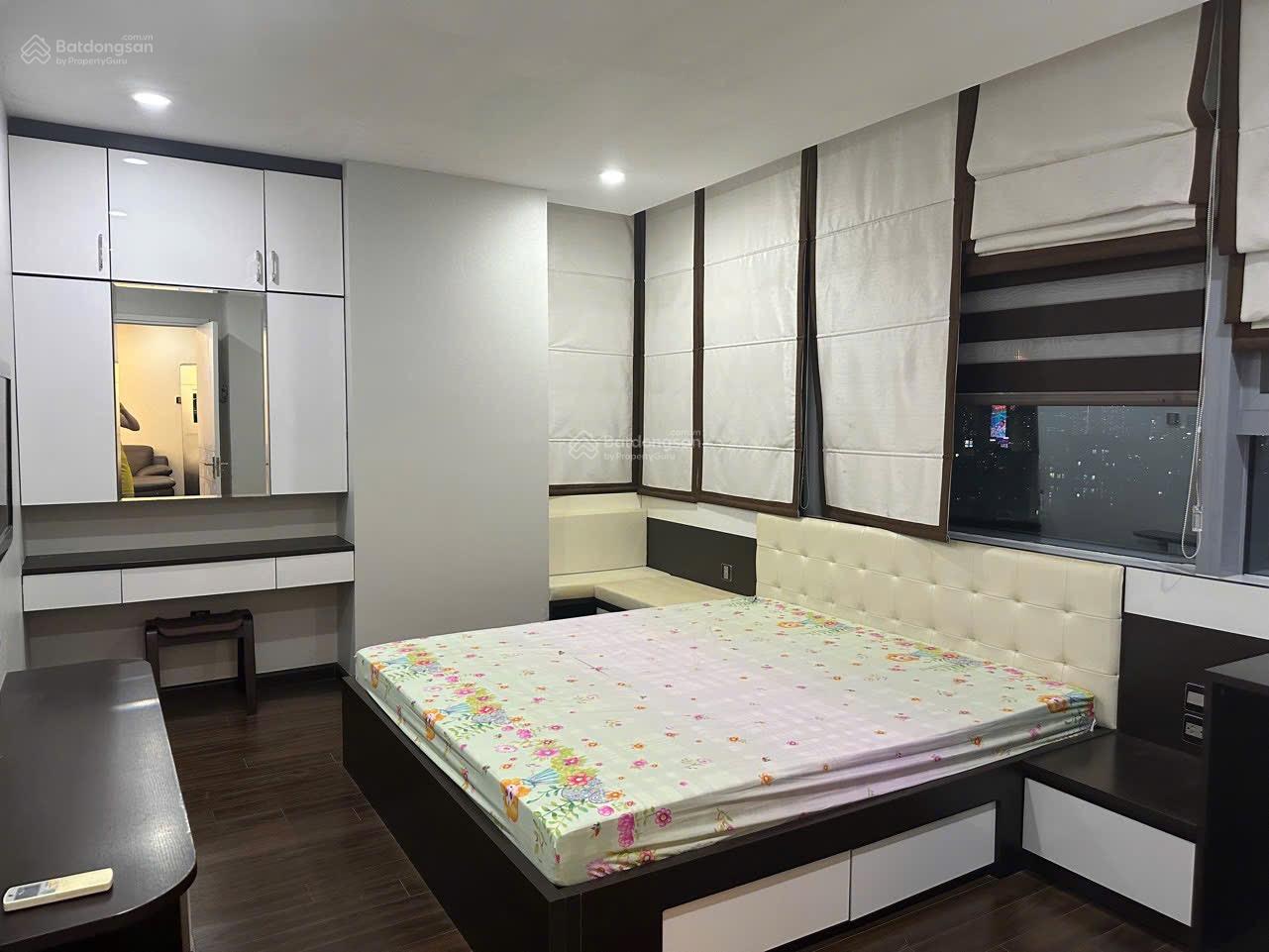 Căn hộ 3PN full đồ tai Diamond 48 Lê Văn Lương giá chỉ 20tr 128m2 vào ở luôn. LH 0836 816 *** Căn hộ 3PN full đồ tai Diamond 48 Lê Văn Lương giá chỉ 20tr 128m2 vào ở luôn. LH 0836 816 ***