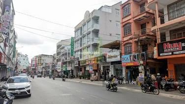 Bán gấp nhà mặt tiền 8.2m Phan Đình Phùng, Đà Lạt, 2 mặt tiền thuận tiện kinh doanh